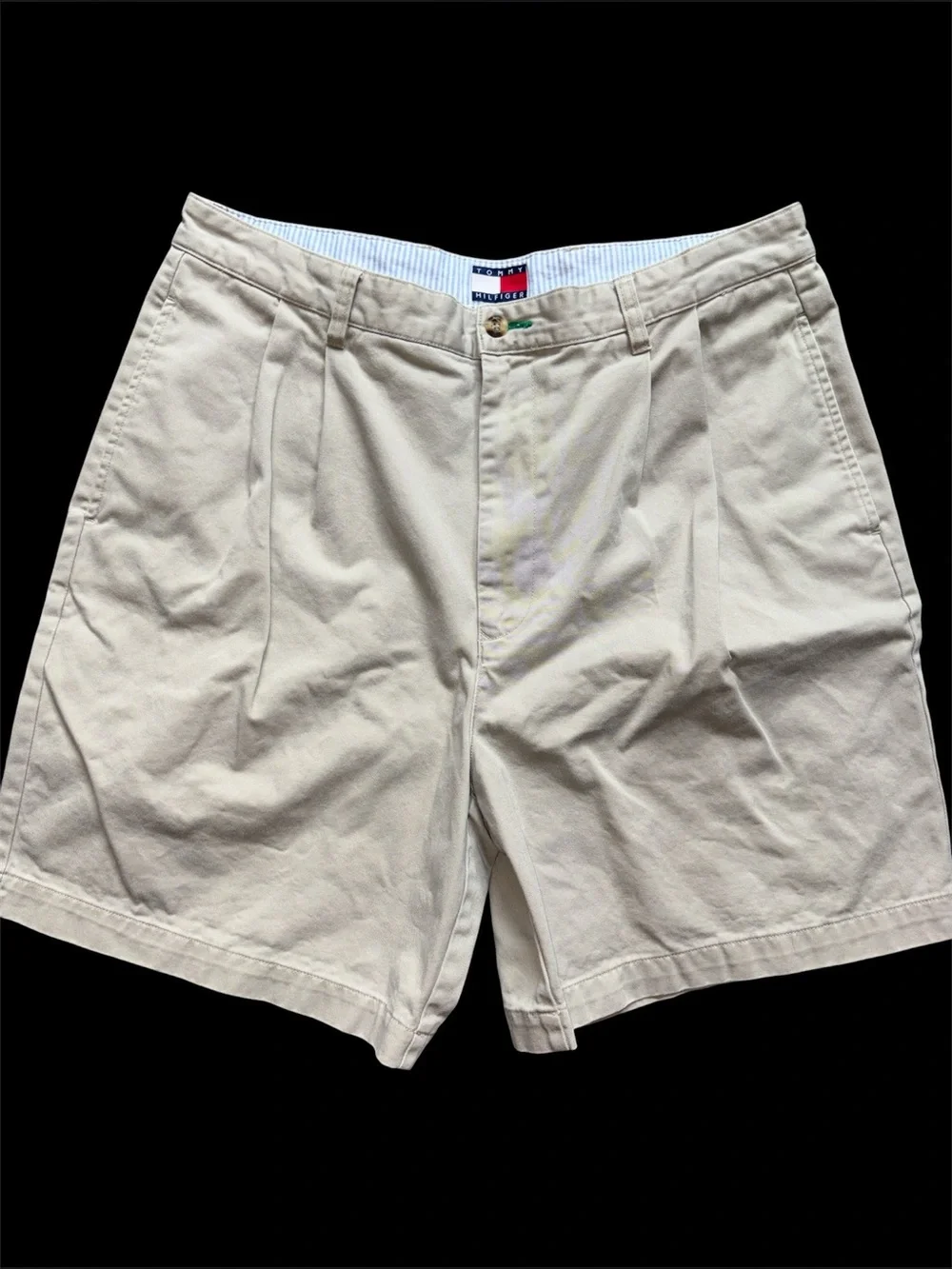 Tommy Hilfiger Men’s Cream Flat-Front Cotton Shorts 36